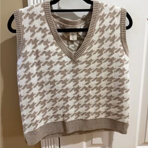 Jessica Simpson Sweater Vest